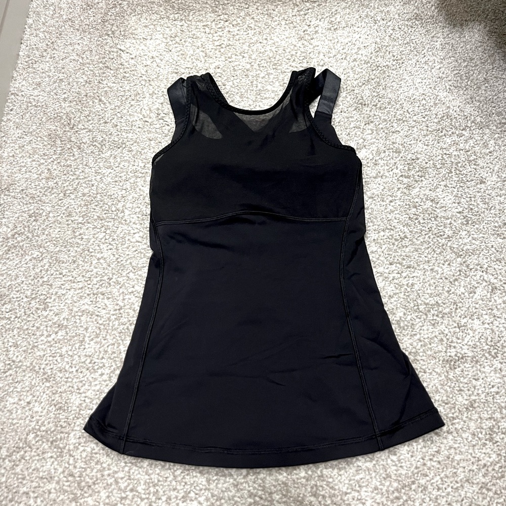 Lululemon athletica black double strap, mesh panel tank. Size 4.